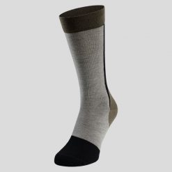 Skarpety trekkingowe Performance Wool ODLO. Szare skarpetki damskie ODLO, bez wzorów, z poliamidu. Za 122.90 zł.