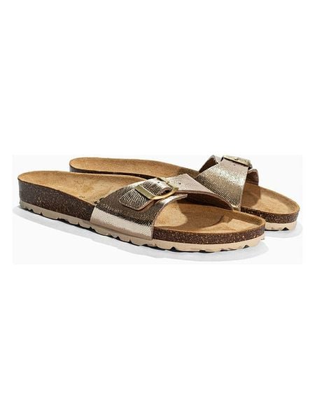 Sunbay Klapki "Jasmin" w kolorze złotym rozmiar: 41. Żółte klapki damskie Sunbay, bez wzorów, z otwartym noskiem, bez obcasa, bez zapięcia. Za 174.95 zł.