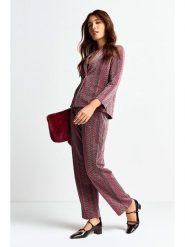 Rich & Royal Spodnie w kolorze różowym rozmiar: S. Różowe spodnie materiałowe damskie Rich & Royal, bez wzorów, z materiału. Za 215.71 zł.