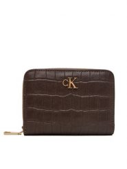 Calvin Klein Portfel Ck Croc Medium Flap Zip Around LV04F1095G Brązowy. Brązowe portfele damskie Calvin Klein, bez wzorów, ze skóry. Za 289.99 zł.