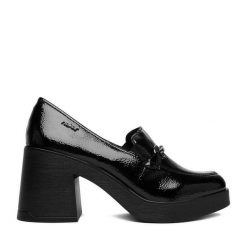 Czółenka Rieker. Czarne czółenka damskie Rieker, bez wzorów, bez obcasa, na obcasie. Za 349.99 zł.