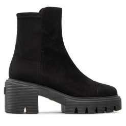 Botki Stuart Weitzman. Czarne botki damskie Stuart Weitzman, bez obcasa, na słupku, bez zapięcia. Za 1,949.00 zł.