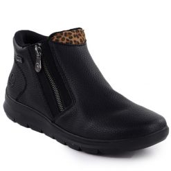 Wodoodporne botki damskie czarne Rieker Z0059-00. Czarne botki damskie Rieker, ze skóry ekologicznej, bez obcasa, bez zapięcia. Za 379.00 zł.