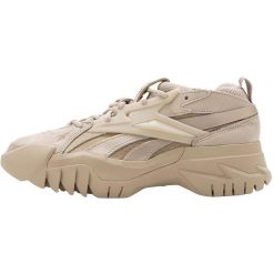 Adidasy Reebok X Cardi B Club C V2, Kobiety. Brązowe obuwie sportowe damskie Reebok, ze skóry, bez zapięcia, na fitness i siłownię. W wyprzedaży za 390.00 zł.