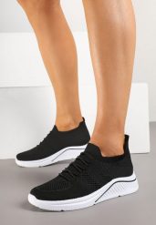 Czarne Siateczkowe Buty Sportowe Sneakersy na Zdobionej Podeszwie Talloti. Czarne obuwie sportowe casual damskie Renee, z jeansu, bez zapięcia. Za 59.99 zł.
