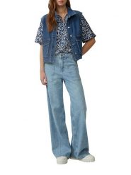 S.Oliver Bluzka w kolorze niebiesko-granatowym rozmiar: 38. Niebieskie bluzki damskie S.Oliver, s, bez wzorów, bez kołnierzyka, bez ramiączek. Za 69.75 zł.