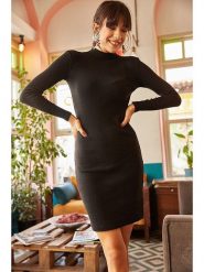 Olalook Sukienka w kolorze czarnym rozmiar: onesize. Czarne sukienki damskie Olalook, bez wzorów, z bawełny, bez ramiączek. Za 57.60 zł.