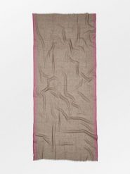 Becksöndergaard Szal w kolorze beżowo-różowym - 185 x 85 cm rozmiar: onesize. Brązowe szaliki damskie Becksöndergaard, bez wzorów, z bawełny. Za 113.99 zł.