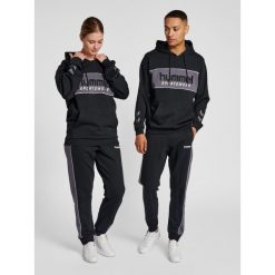 Bluza z kapturem Hummel Legacy Julian. Czarne bluzy damskie Hummel, l, bez wzorów, z bawełny, z kapturem. Za 273.05 zł.