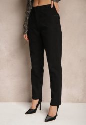 Czarne Jeansy Mom Fit z Bawełną High Waist Wessemi. Czarne jeansy damskie Renee, z podwyższonym stanem. Za 29.99 zł.