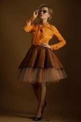 Spódnica wzburzona herbaciana. Brązowe spódnice damskie Hultaj Polski, l, bez wzorów, z dzianiny, eleganckie, mini. Za 549.00 zł.