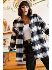 Olalook Koszula w kolorze biało-czarnym rozmiar: S. Białe koszule damskie Olalook, s, bez wzorów, bez kołnierzyka, bez ramiączek. Za 70.45 zł.