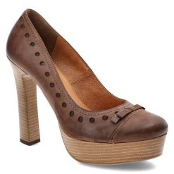 Półbuty damskie Szydłowski, skóra naturalna z uroczą kokardą na palcami i z wysokim stabilnym słupkiem, czekoladowe, 181-Brazowy-Czekoladowy-SM-1461-. Brązowe półbuty damskie Szydłowski, bez wzorów, ze skóry, bez obcasa, na obcasie, bez zapięcia. Za 189.00 zł.