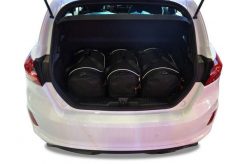 Torby Do Bagażnika Ford Fiesta 2017-2023 3Szt Kjust. Czarne torby podróżne KJUST, bez wzorów, z kauczuku. Za 761.00 zł.