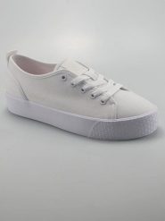 S.Oliver Sneakersy w kolorze białym rozmiar: 36. Białe obuwie sportowe damskie S.Oliver, bez zapięcia. Za 131.74 zł.