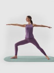 4F Top do jogi szybkoschnący damski - fioletowy XS. Fioletowe koszulki sportowe damskie 4F, xs, bez wzorów, z dzianiny, bez ramiączek, na fitness i siłownię. W wyprzedaży za 59.99 zł.