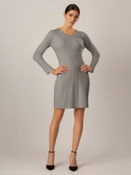 APART Sukienka dzianinowa w kolorze szarym rozmiar: 42. Szare sukienki damskie Apart, bez wzorów, z dzianiny, bez ramiączek. Za 292.95 zł.