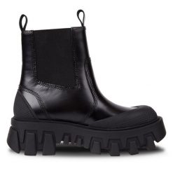 Sztyblety Tommy Jeans. Czarne botki damskie Tommy Jeans, z jeansu, bez obcasa, na płaskiej podeszwie, bez zapięcia. Za 679.99 zł.