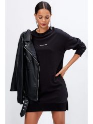 Milan Kiss Sukienka w kolorze czarnym rozmiar: M. Czarne sukienki damskie Milan Kiss, bez wzorów, bez ramiączek. Za 152.99 zł.