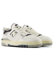 New Balance Skórzane sneakersy "550" w kolorze kremowo-szarym rozmiar: 41,5. Brązowe obuwie sportowe damskie New Balance, bez zapięcia. Za 426.06 zł.