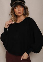 Czarny Sweter z Wiskozą w Stylu Nietoperza Almeti. Czarne swetry klasyczne damskie Renee, m, z wiskozy, bez kołnierzyka. Za 69.99 zł.