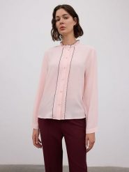 BGN Bluzka w kolorze jasnoróżowym rozmiar: 40. Różowe bluzki damskie BGN, bez wzorów, z wiskozy, bez kołnierzyka, bez ramiączek. Za 87.19 zł.