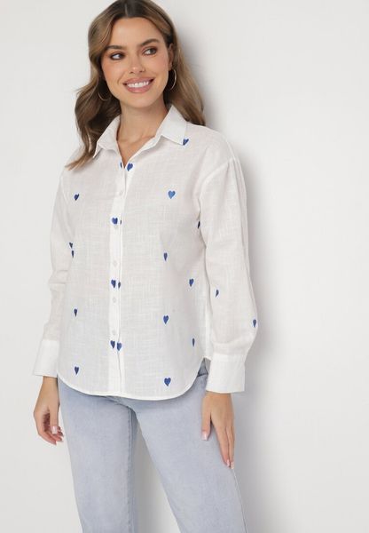 Biała Koszula z Bawełny Ozdobiona Sercami Aslotis. Białe koszule damskie Born2be, l, bez wzorów, z bawełny, klasyczne, bez kołnierzyka, bez ramiączek. Za 69.99 zł.