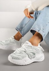 Białe Sneakersy z Cyrkoniami i Ozdobnym Sznurowaniem Sorvea. Białe obuwie sportowe damskie Renee, bez zapięcia, trekkingowe. Za 119.99 zł.