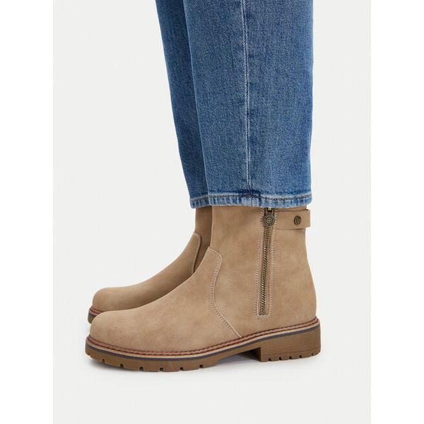 Botki Go Soft. Brązowe botki damskie GO SOFT, bez obcasa, na płaskiej podeszwie, bez zapięcia. Za 199.99 zł.