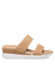 Clara Barson Klapki WYL05010-12 Beżowy. Brązowe klapki damskie Clara Barson, bez wzorów, z syntetyku, bez obcasa, bez zapięcia. W wyprzedaży za 44.99 zł.