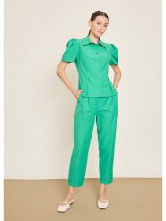 BGN Koszula w kolorze zielonym rozmiar: 40. Zielone koszule damskie BGN, bez wzorów, bez kołnierzyka, bez ramiączek. Za 108.99 zł.