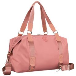 Różowa torba treningowa z poliestru, jednokomorowa i zamykana suwakiem - Peterson. Czerwone torby sportowe Peterson, bez wzorów. Za 99.99 zł.