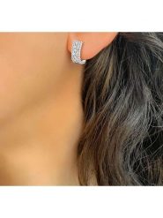 Les Petites Précieuses Srebrne kolczyki-kreole z cyrkoniami rozmiar: onesize. Szare kolczyki damskie Les Petites Précieuses, z cyrkonią, srebrne. Za 126.99 zł.