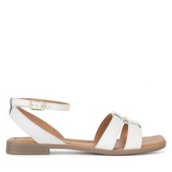 Sandały Lasocki. Białe sandały damskie Lasocki, bez wzorów, bez obcasa, na płaskiej podeszwie, bez zapięcia. Za 149.99 zł.