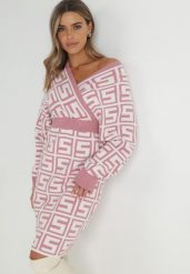 Różowa Sukienka Wełniana w Geometryczny Wzór Itasoi. Czerwone sukienki damskie Born2be, bez wzorów, z dzianiny, bez ramiączek. W wyprzedaży za 152.99 zł.