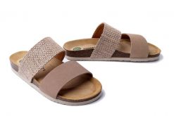 DR. BRINKMANN 700527-08 beige, klapki damskie. Brązowe klapki damskie Dr. Brinkmann, bez wzorów, ze skóry, bez obcasa, bez zapięcia. Za 204.90 zł.