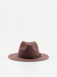 Wełniany kapelusz - brązowy. Brązowe kapelusze damskie Reserved, bez wzorów, z wełny. Za 119.99 zł.