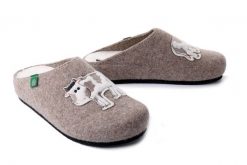 DR. BRINKMANN 320211-08 beige, kapcie damskie. Brązowe kapcie damskie Dr. Brinkmann. Za 239.90 zł.