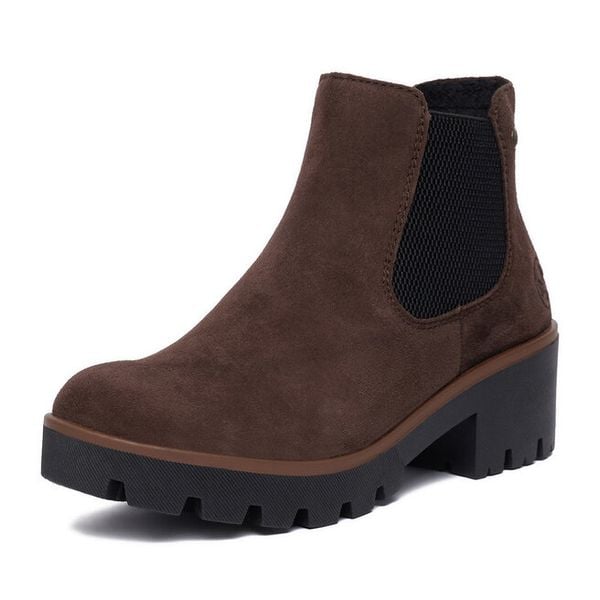 Botki Rieker. Brązowe botki damskie Rieker, bez obcasa, na słupku, bez zapięcia. Za 399.99 zł.