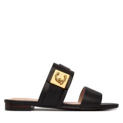 Klapki Coccinelle. Klapki damskie Coccinelle, bez wzorów, bez obcasa, bez zapięcia. Za 849.99 zł.