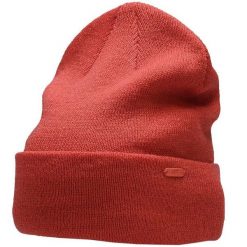 Czapka 4F. Czerwone czapki damskie 4F, na zimę, bez wzorów, z materiału. Za 41.99 zł.