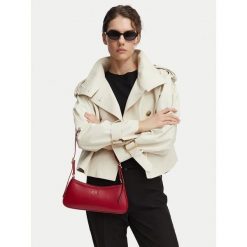 Torebka Calvin Klein. Czerwone torebki klasyczne damskie Calvin Klein, bez dodatków. Za 368.99 zł.
