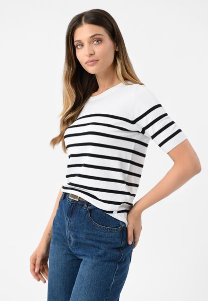 Dzianinowa koszulka w paski TM-IRIS. Białe koszulki damskie Volcano, xl, bez wzorów, z dzianiny, bez kołnierzyka, bez ramiączek. Za 99.99 zł.