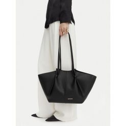 Torebka GINO ROSSI. Czarne shopper bag Gino Rossi, bez wzorów, bez dodatków. Za 229.99 zł.
