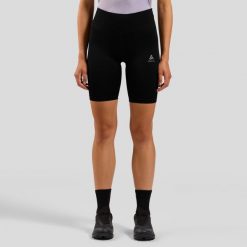 Legginsy krótkie do biegania damskie Odlo ESSENTIAL. Czarne legginsy damskie ODLO, l, bez wzorów. Za 239.99 zł.