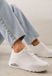 Białe Sneakersy na Platformie z Transparentną Wstawką przy Podeszwie Riovira. Białe obuwie sportowe damskie Renee, bez zapięcia. Za 89.99 zł.