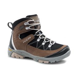 Buty trekkingowe juniorskie TREZETA Cyclone z membraną WP JR. Brązowe obuwie trekkingowe damskie Trezeta, bez zapięcia. Za 449.00 zł.