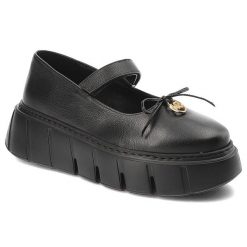 Czarne Półbuty Karino Eleganckie Obuwie Damskie. Czarne półbuty damskie Karino, bez wzorów, z jeansu, bez obcasa, bez zapięcia. Za 469.00 zł.
