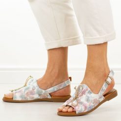 Multi skórzane płaskie sandały damskie Cambell 19387. Sandały damskie Cambell, bez wzorów, z jeansu, bez obcasa, na płaskiej podeszwie, bez zapięcia. Za 219.00 zł.