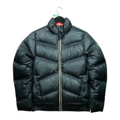 Second life - Kurtka puchowa Adidas - Stan bardzo dobry. Czarne kurtki sportowe damskie Adidas, s, bez wzorów, z puchu, bez kaptura. Za 270.68 zł.